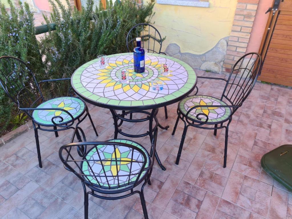 L'Estasi Tanca Piras A Bordo Piscina Con Vista Mare Villa Nebida Kültér fotó