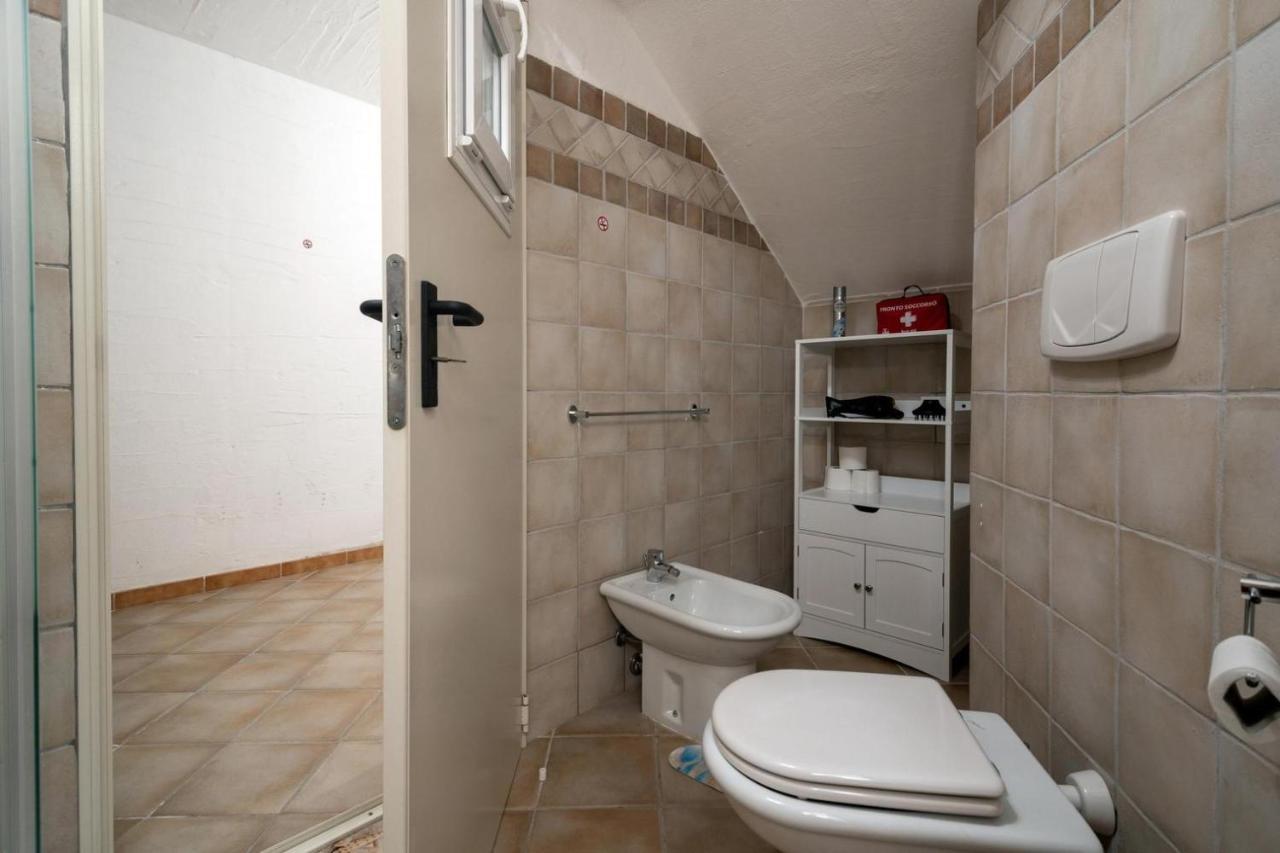 L'Estasi Tanca Piras A Bordo Piscina Con Vista Mare Villa Nebida Kültér fotó