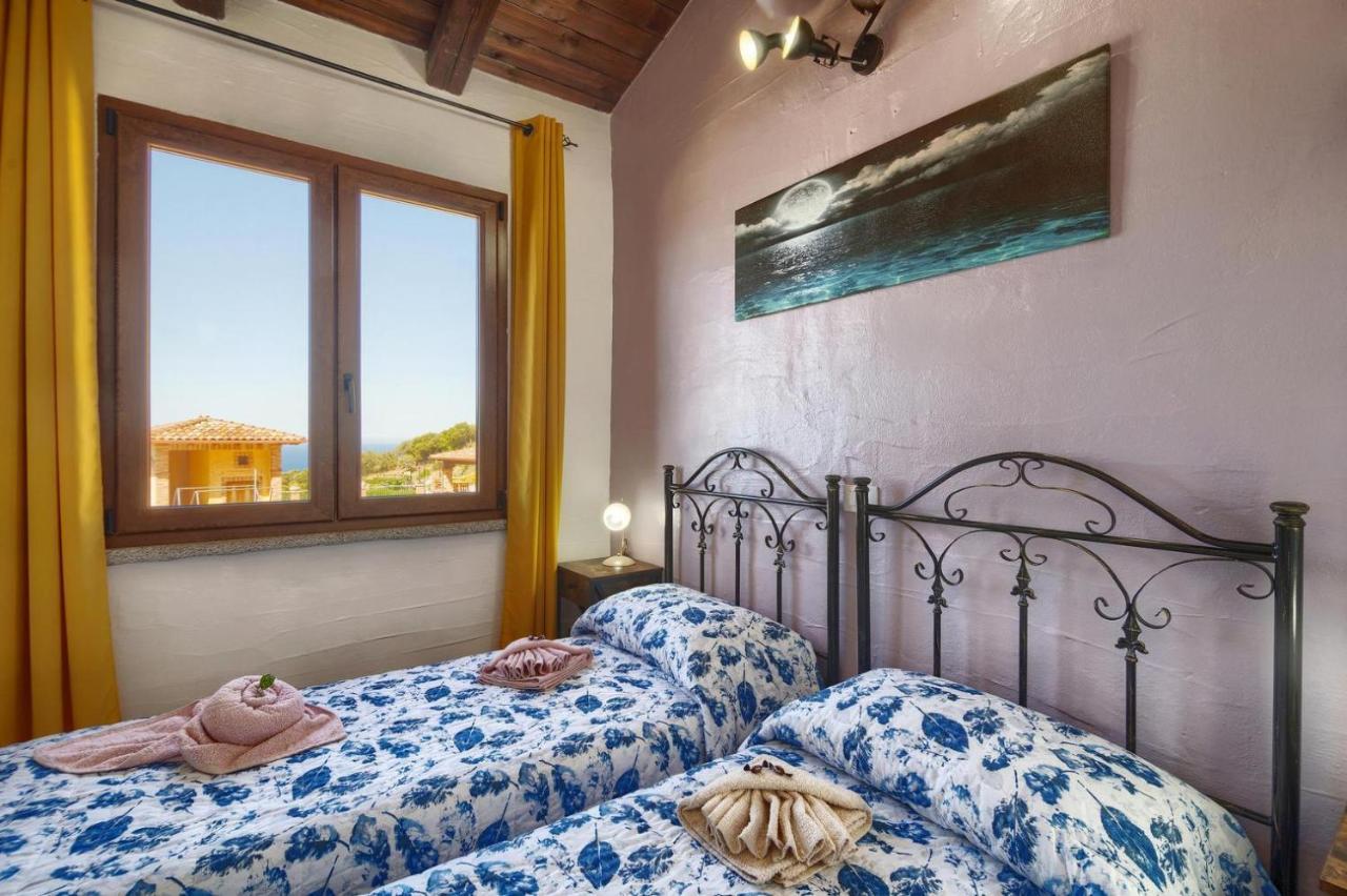 L'Estasi Tanca Piras A Bordo Piscina Con Vista Mare Villa Nebida Kültér fotó