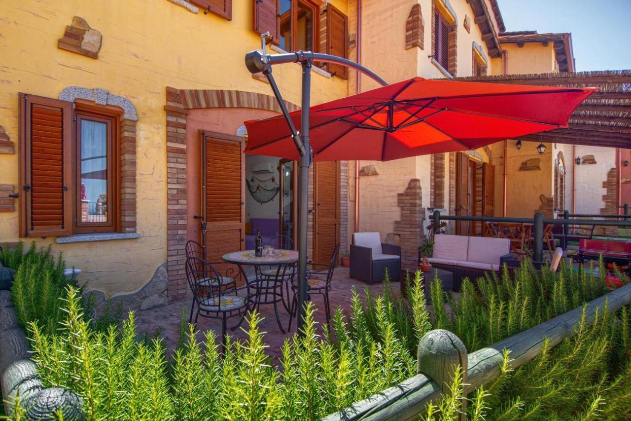 L'Estasi Tanca Piras A Bordo Piscina Con Vista Mare Villa Nebida Kültér fotó
