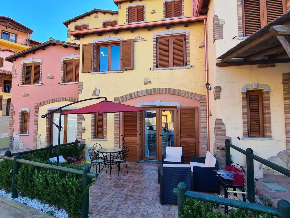 L'Estasi Tanca Piras A Bordo Piscina Con Vista Mare Villa Nebida Kültér fotó