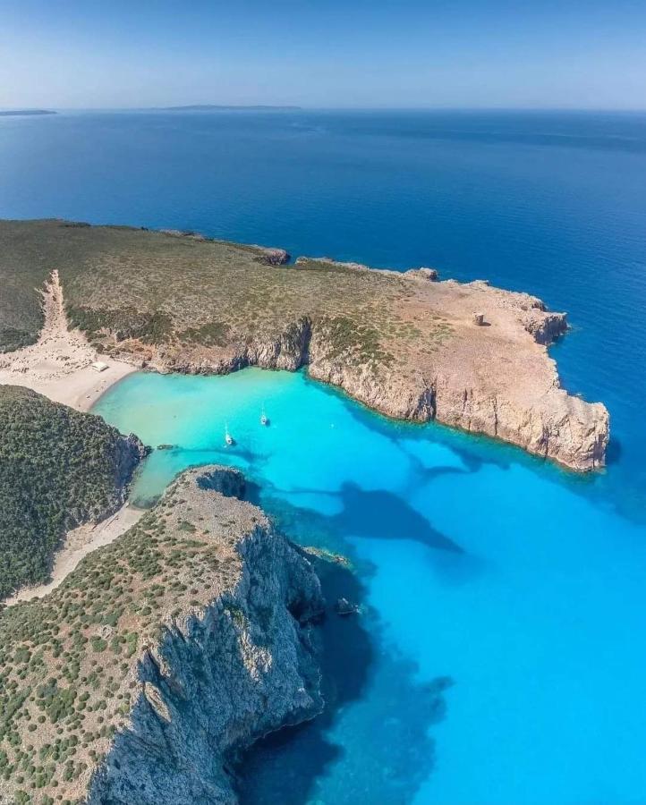 L'Estasi Tanca Piras A Bordo Piscina Con Vista Mare Villa Nebida Kültér fotó